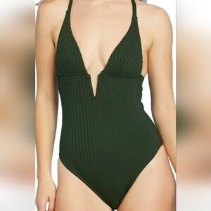 SHADE & SHORE NWT SZ LARGE (12/14). DARK GREEN. PLUNGE V NECK ONE PIECE